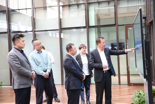 深化行業協同，共謀發展新篇 分享通信集團拜會中國鐵塔董事長